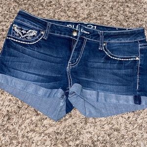 Rue 21 Jean shorts. Size 7/8. Used, like new.